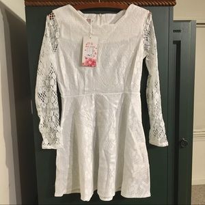 White Lace Long Sleeve Dress
